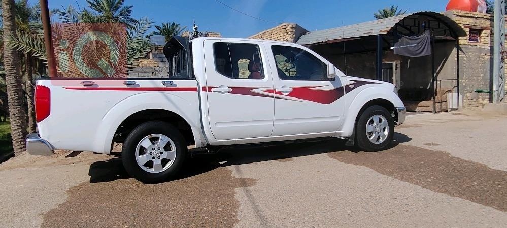 نيسان نافارا